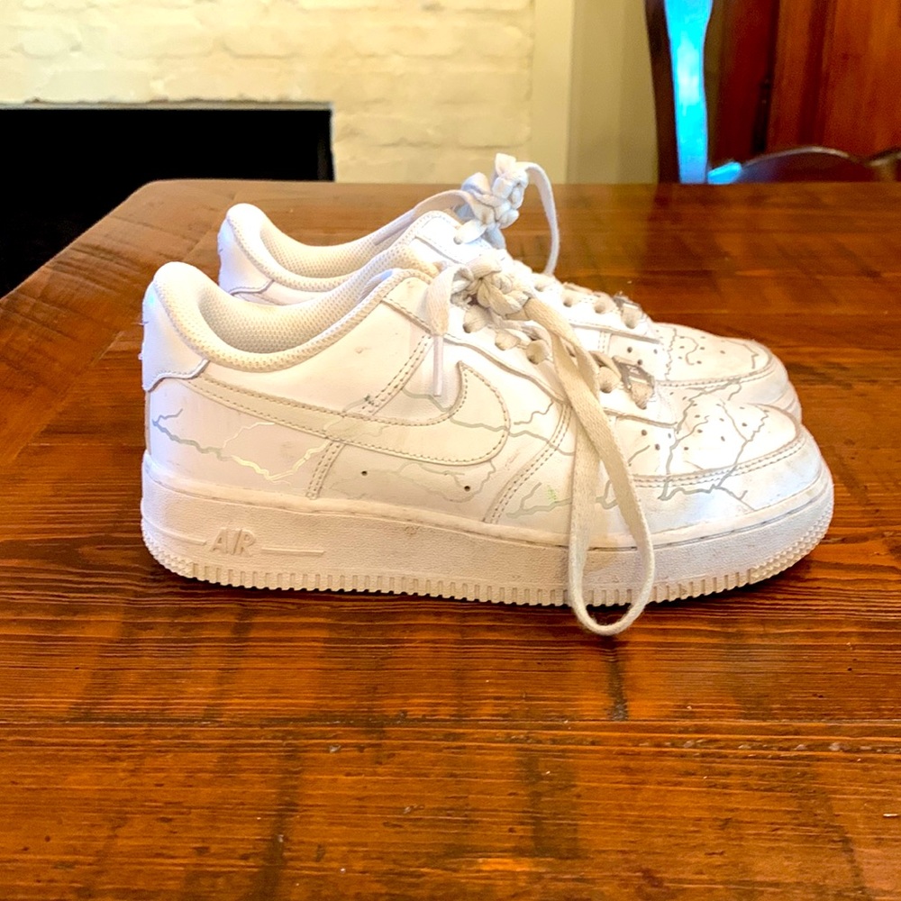 white reflective lightning nike air forces size 5